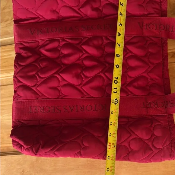 2 for 1 Victoria's Secret Red Quilted Tote Bag with Diamond Design - Picture 10 of 12